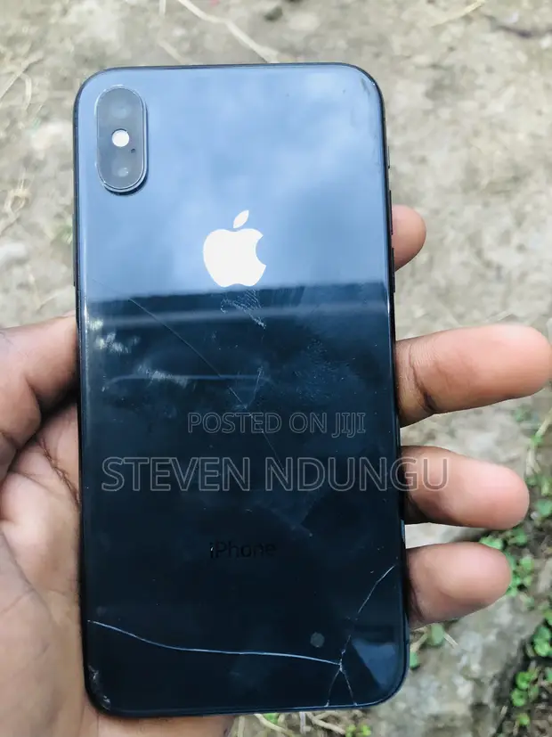 Apple iPhone X 256GB Black - 1