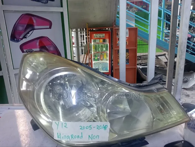 Nissan Wingroad Y12 Headlight (Used) - 1