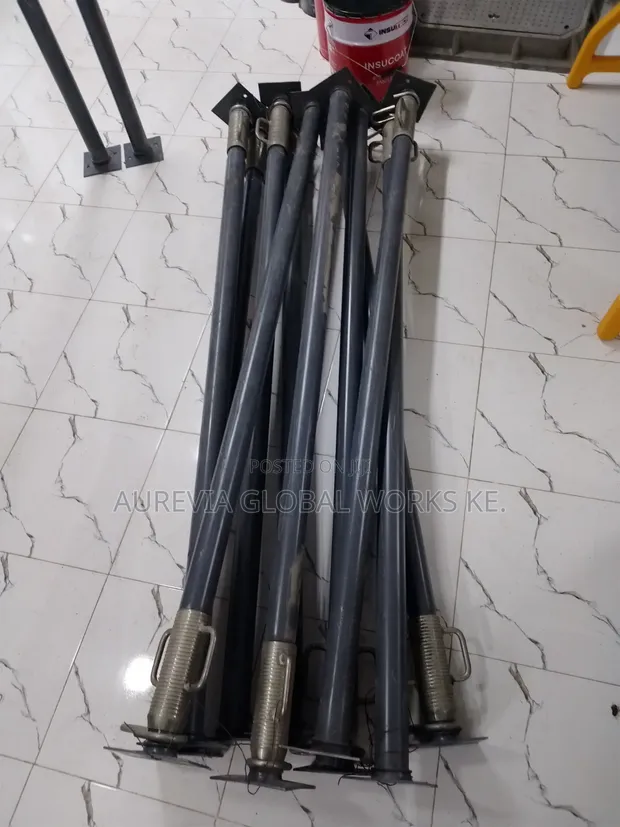 Heavy Duty Prop Jacks - 1