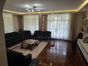 Nyumba ya Vyumba 6 vya Kulala (Mansion) Inauzwa Hardy