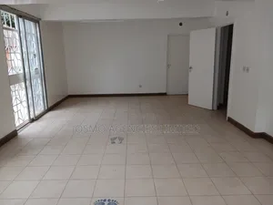 Eneo la Biashara kwa Ajili ya Kukodisha - Ghorofa ya Chini, Westlands