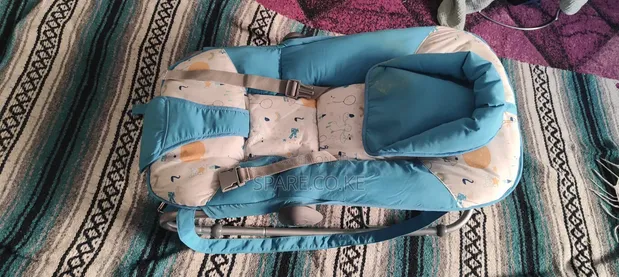 Juniors Premium Baby Rocker - 1