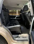 Toyota Land Cruiser V8 2017 Beige - 5