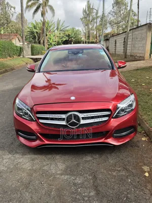 Mercedes-Benz C200 2014 Nyekundu