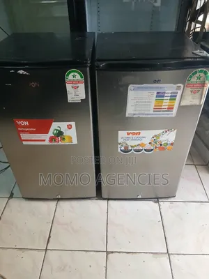 Von 93L Refrigerator