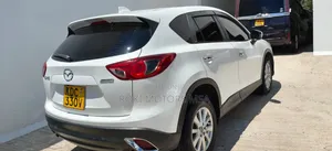 Mazda CX-5 2015 Nyeupe