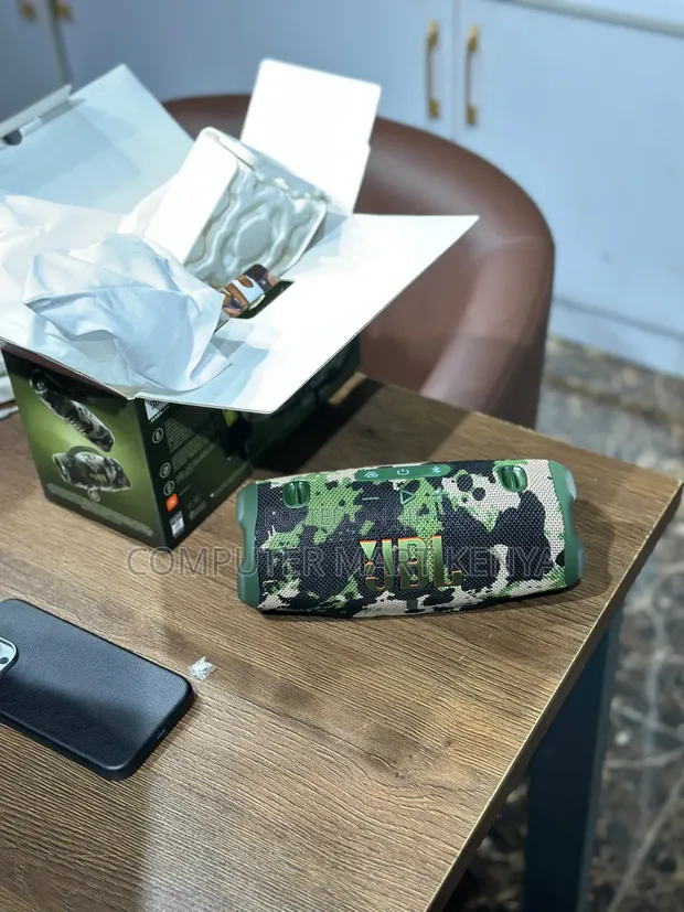 JBL Charge 6 Spika Portable Waterproof Bluetooth - Camo - 1