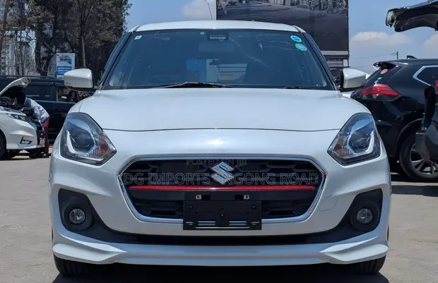 Suzuki Swift Hybrid RS 2019 - 1