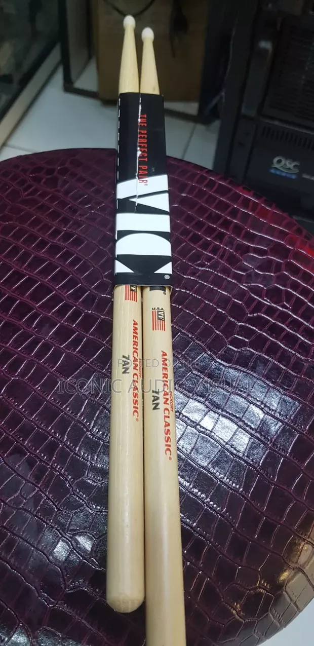 Fimbo za Ngoma Vic Firth 7AN - 1