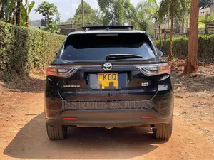 Toyota Harrier 2017 Nyeusi Hybrid