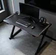 140cm LED Gaming Desk - Nyeusi - 4