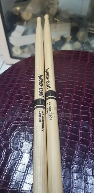Promark Forward 5A Drumsticks za Hickory