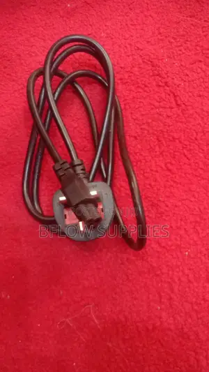 Laptop Flower Cable (UK 3-Pin to Cloverleaf)