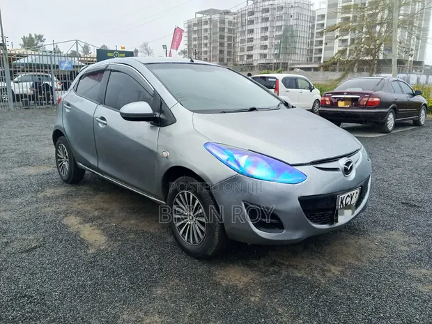 Mazda Demio 2013 Kijivu - 1