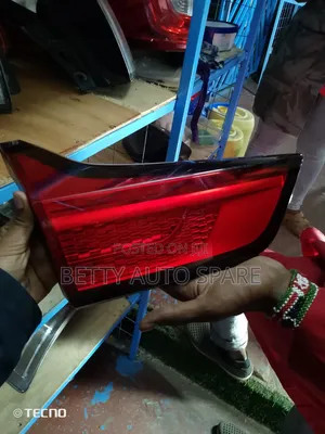 Toyota Corolla Fielder 2015 Bootlight