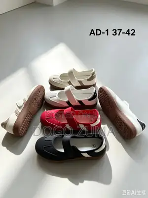 Mary Jane Low-Top Hybrid Sneakers