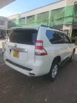 Toyota Land Cruiser Prado 2017 Nyeupe - 3