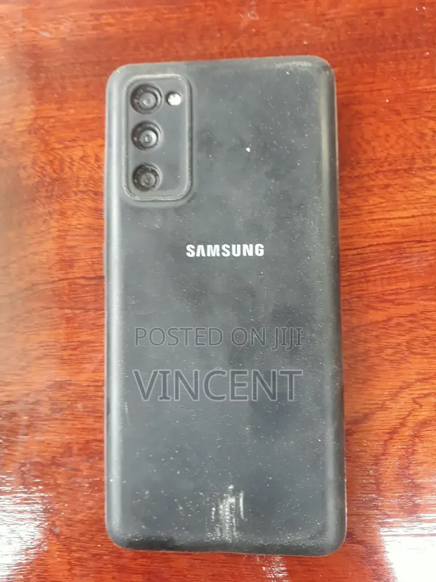 Samsung Galaxy S20 FE 128GB Graphite (Used, Cracked Screen) - 1