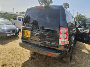 Land Rover Discovery 2013 Nyeusi
