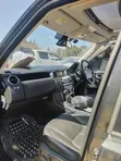 Land Rover Discovery 2013 Nyeusi - 4