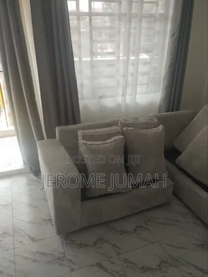 Sofa ya L-Shape ya Viti 5 kwa Uuzaji - KES 25,000