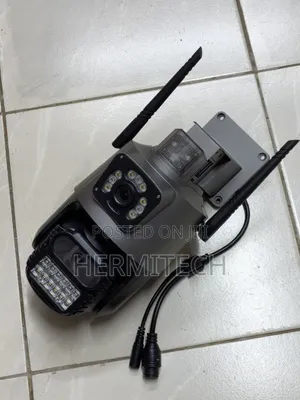Kamera ya CCTV ya Umeme ya 4G yenye Lensi Mbili kwa Maduka