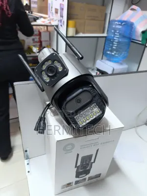 Kamera ya CCTV ya Dual Lens 4G yenye Siren