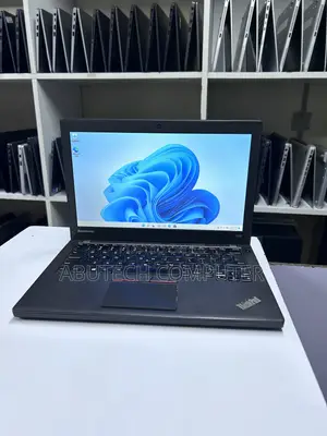 Laptopi ya Lenovo ThinkPad X250 8GB RAM, 500GB SSD