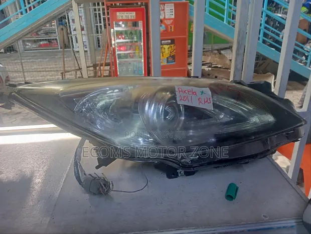 Mazda Axela 2012 Headlight - 1