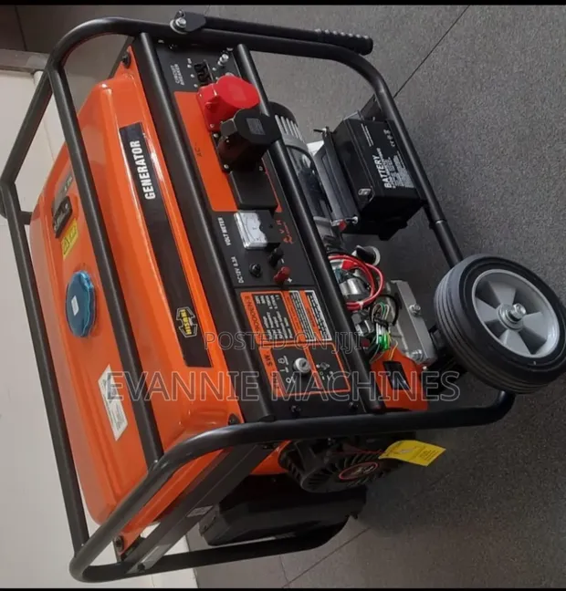 8.8kVA 9000EN 3-Phase Petrol Generator - Key Start - 1