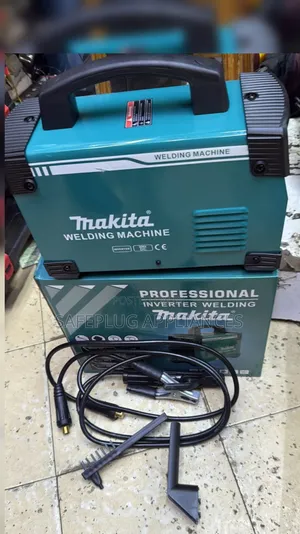 Makita 500A Heavy-Duty Electric Welding Machine