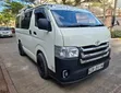 Toyota HiAce 2011 Diesel - 3