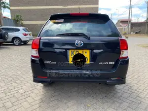 Toyota Corolla Fielder 1.5 Hybrid 2014 Black