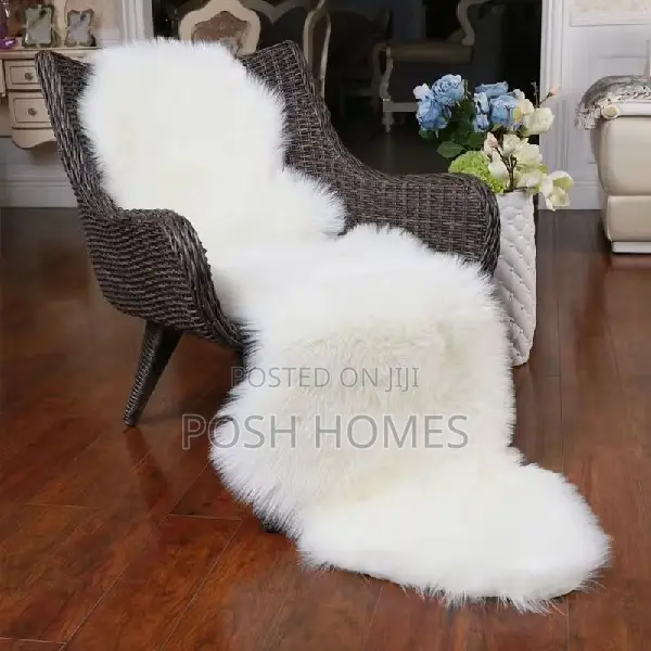 Faux Fur Multipurpose Throw Rugs - 1