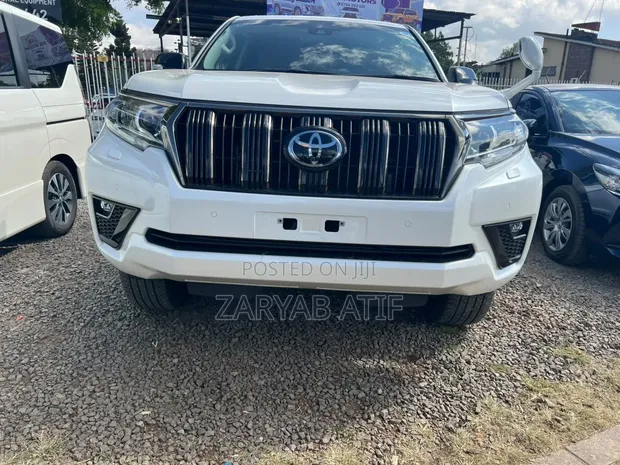 Toyota Land Cruiser Prado TX 2021 White - 1