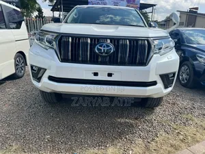 Toyota Land Cruiser Prado TX 2021 White