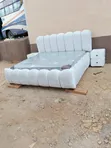Kitanda cha Bubble Nyeupe 6x6 na godoro na kitanda cha pembeni - 3