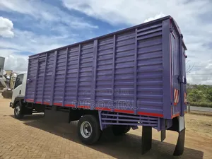 Treni ya Isuzu FRR Blue Power
