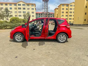 Nissan Note 2019 Nyeusi