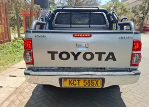 Toyota Hilux Double Cabin 2012