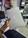 Apple MacBook Air 2017 8GB RAM 512GB SSD Core i7 - 4