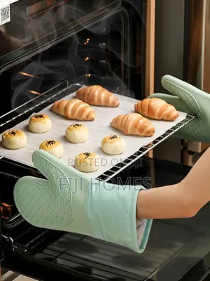High Quality Silicone Insulated Oven Gloves - Green