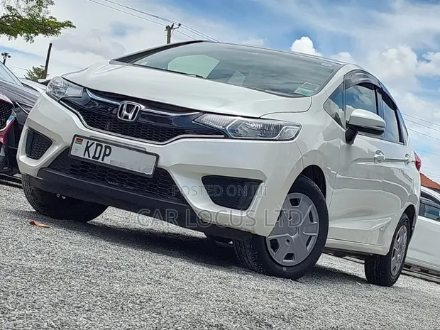 Honda Fit 2016 Rangi ya L Pearl - 1