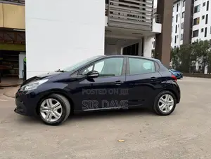 Peugeot 208 Signature 2019 Bluu