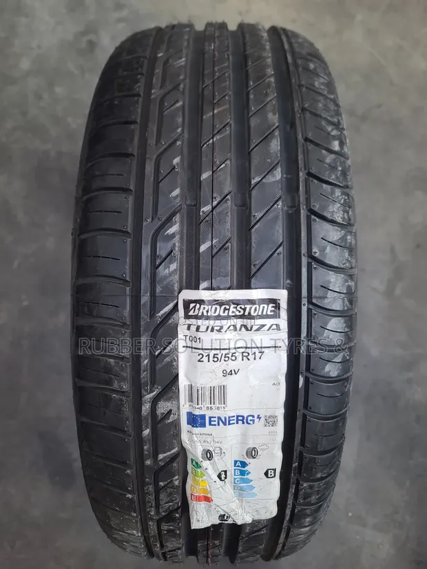 Bridgestone Turanza T001 215/55 R17 94V Tyres - 1