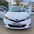 Toyota Vitz 2012 Nyeupe - 4