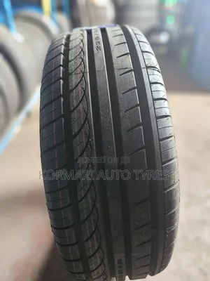 Tairi ya Townhall 225/55R18