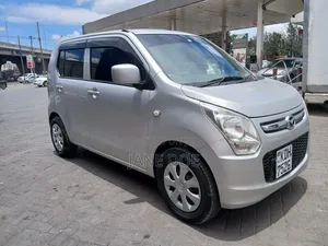 Mazda Flair 2015 Nyeupe