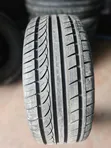 Tairi ya 255/45R20 Twinhall - 2