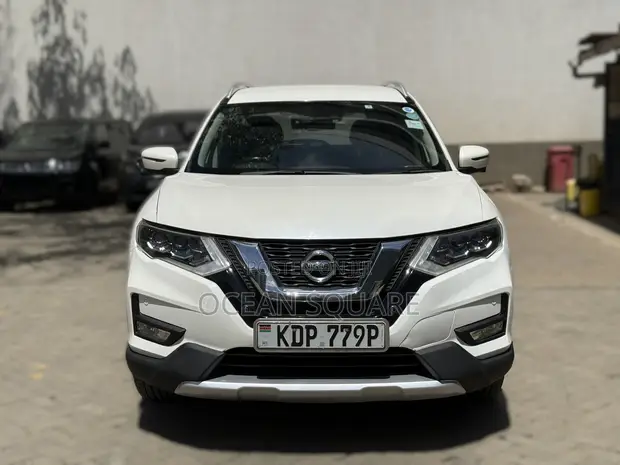 Nissan X-Trail 2017 Nyeupe - 1